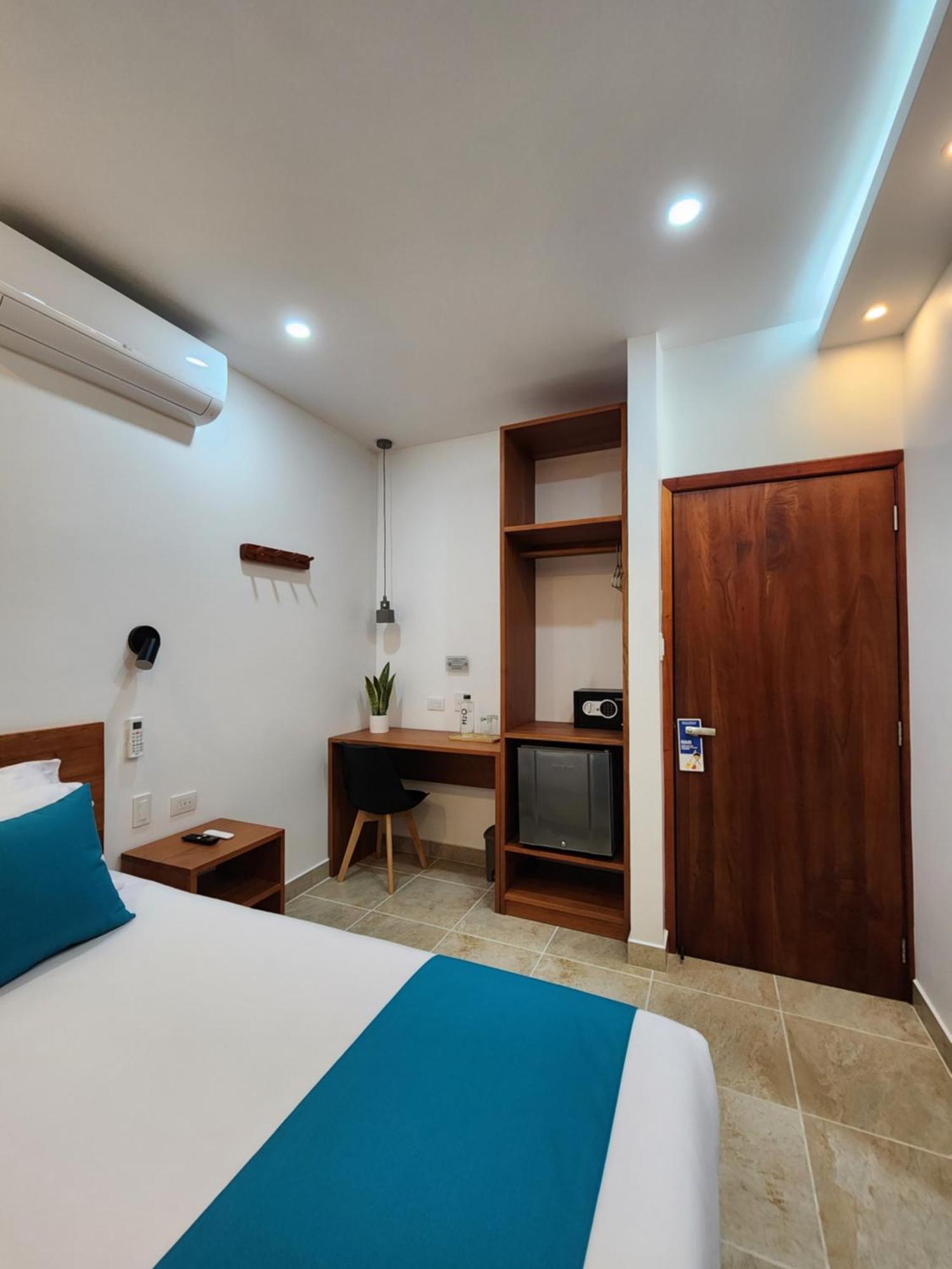 Casa Galapagos By Hostal Fragata Пуерто Айора Екстериор снимка
