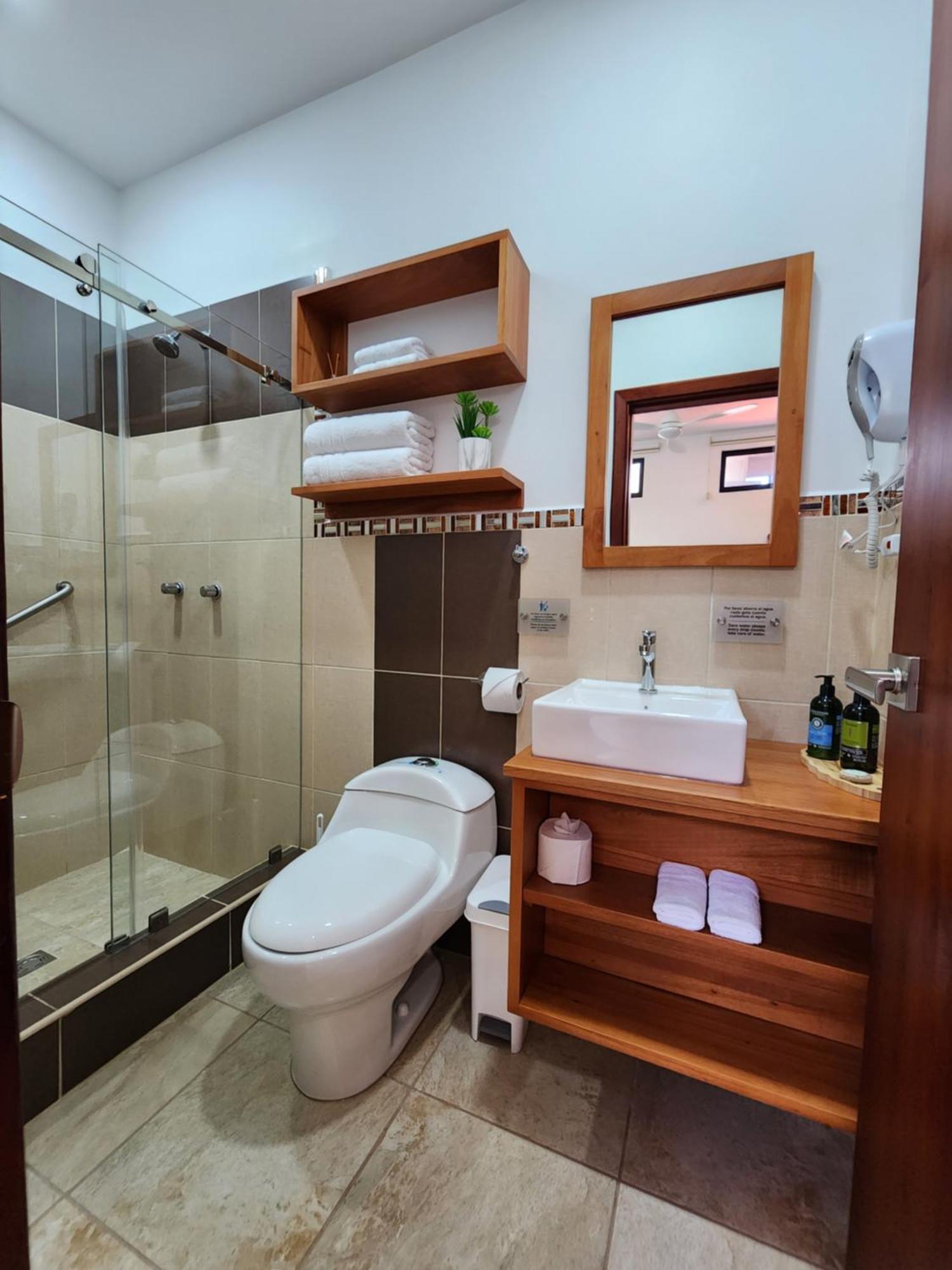 Casa Galapagos By Hostal Fragata Пуерто Айора Екстериор снимка