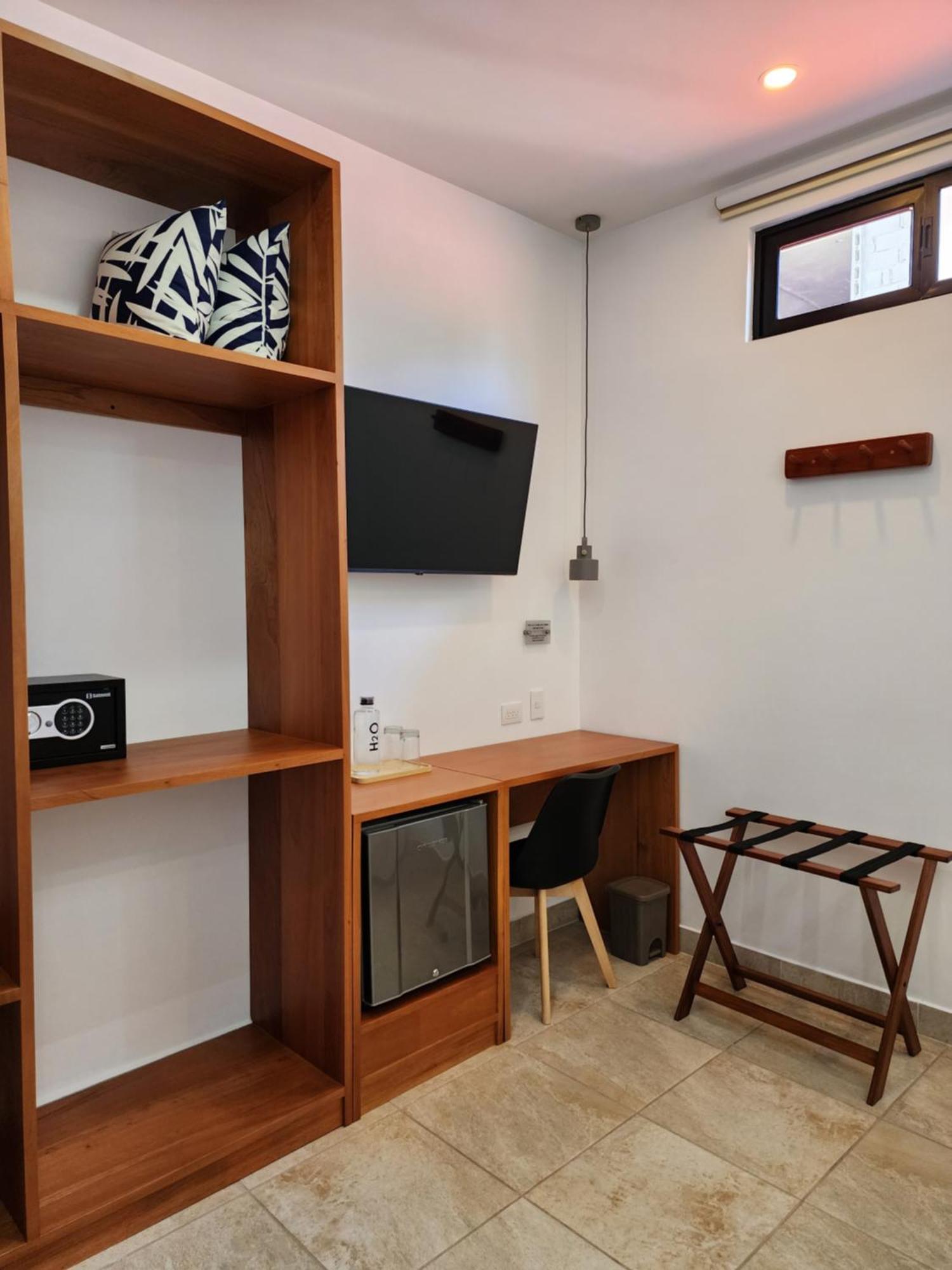 Casa Galapagos By Hostal Fragata Пуерто Айора Екстериор снимка